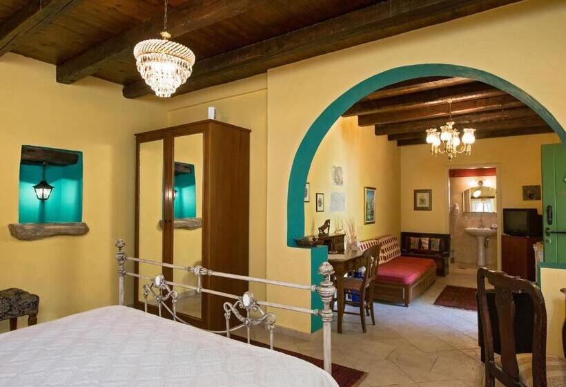 هتل Villa De Loulia