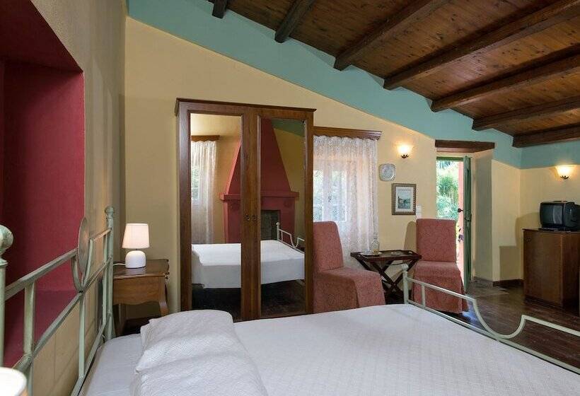 هتل Villa De Loulia