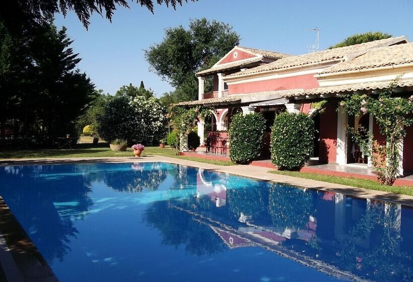 هتل Villa De Loulia