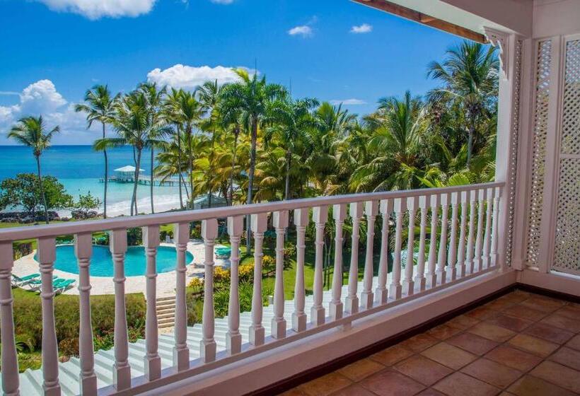 هتل Villa Serena