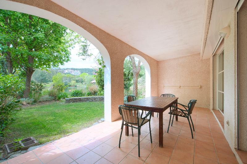 אתר נופש Residence Pierre & Vacances Les Restanques Du Golfe De Sainttropez