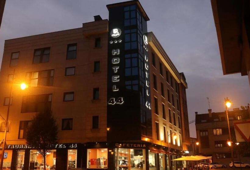 Fotos del hotel 44:  13