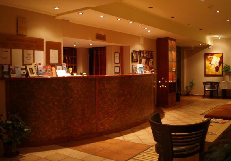 Fotos del hotel Alfa Art:  17