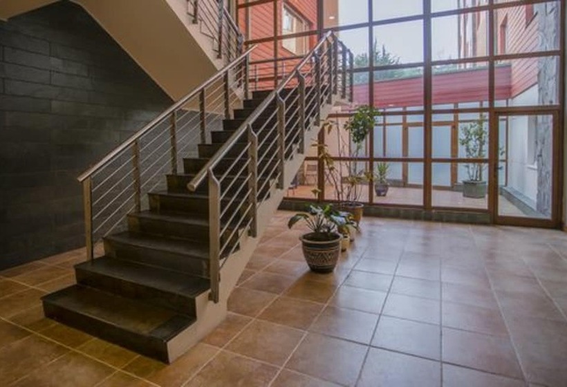 فندق Diego De Almagro Puerto Montt