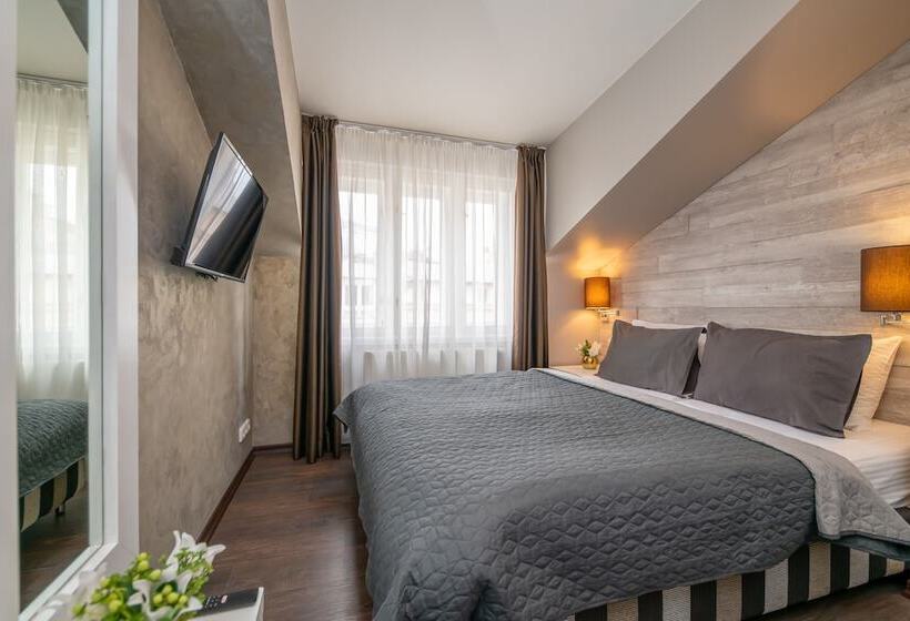 Fotos del hotel Emporio Prague Apartments:  4
