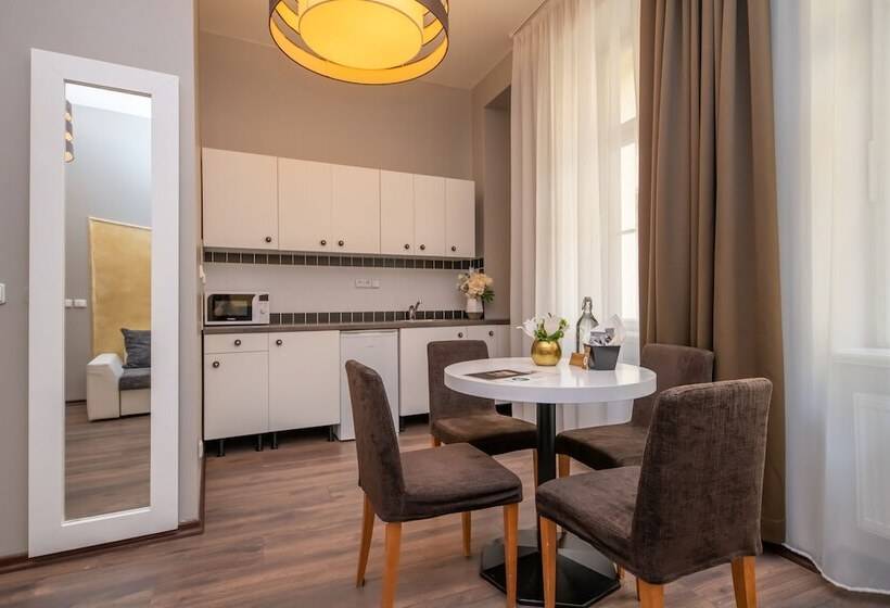 Fotos del hotel Emporio Prague Apartments:  29