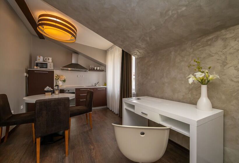 Fotos del hotel Emporio Prague Apartments:  35