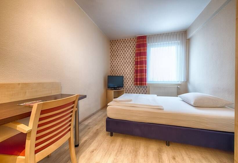 Fotos del hotel Enjoy Hotel Berlin City Messe:  3