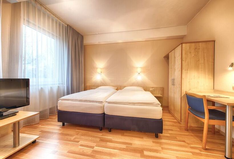 Fotos del hotel Enjoy Hotel Berlin City Messe:  2