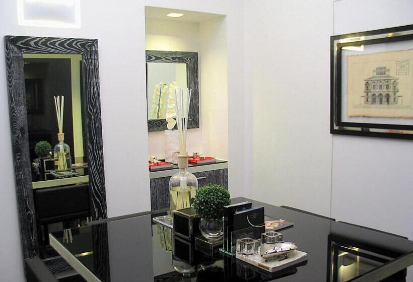 Fotos del hotel Lhp Hotel Napoleon:  11