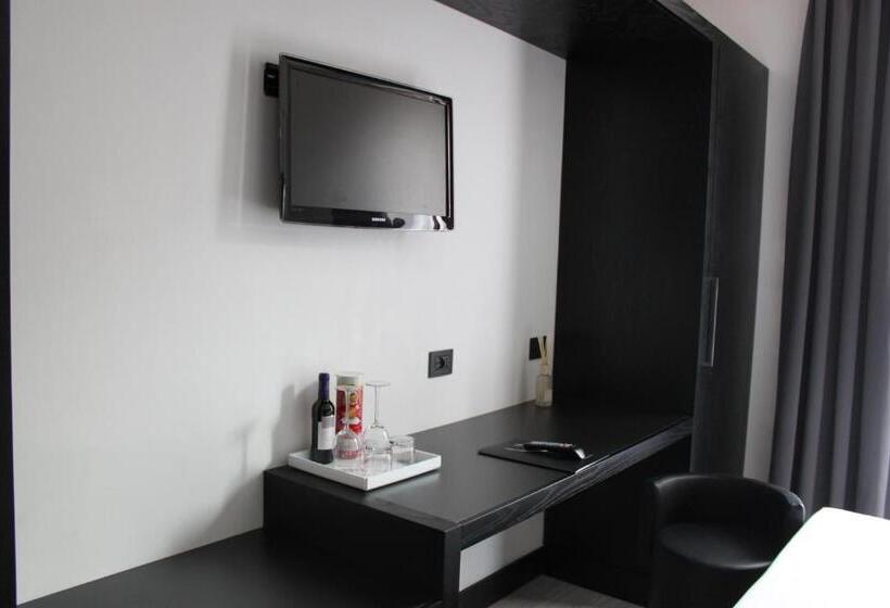 Fotos del hotel Lhp Hotel Napoleon:  18