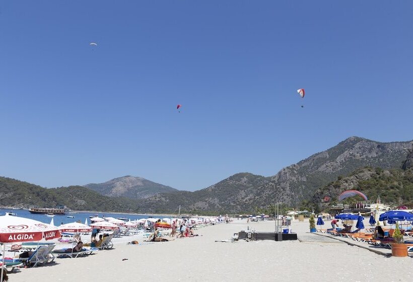 هتل Marcan Beach Adult Only