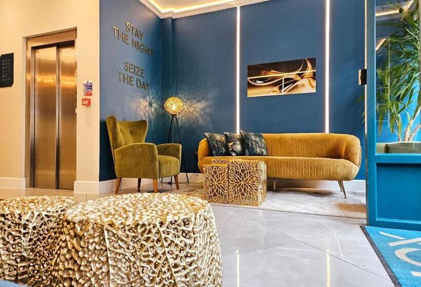 هتل Nox Hyde Park