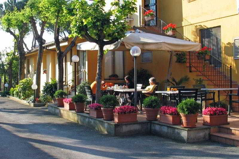 Hotel Orto Di Roma