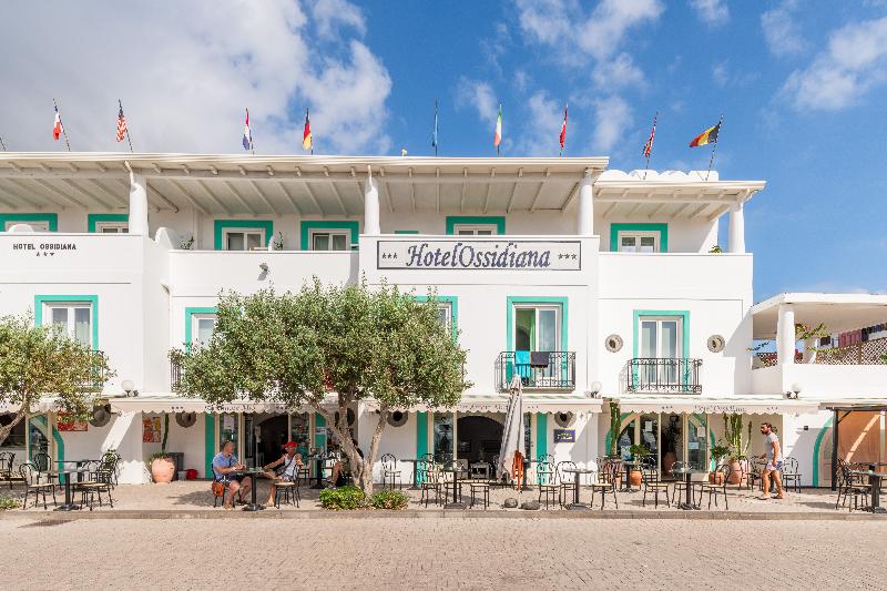 هتل Ossidiana Stromboli Center