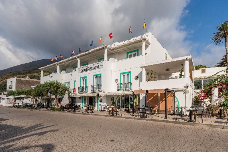هتل Ossidiana Stromboli Center