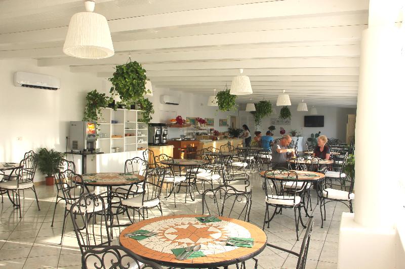 هتل Ossidiana Stromboli Center