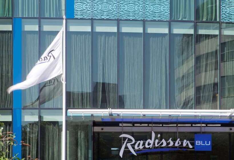 هتل Radisson Blu  Birmingham