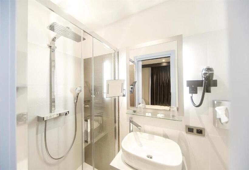 Fotos del hotel Best Western Richelieu Lyon Partdieu:  39