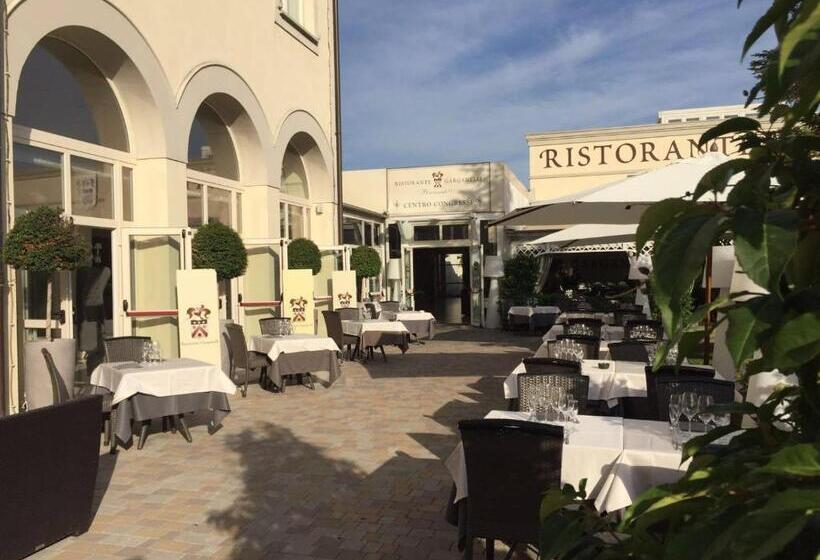 Savoia Hotel Regency