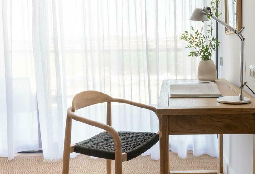 فندق Empordà Golf Resort