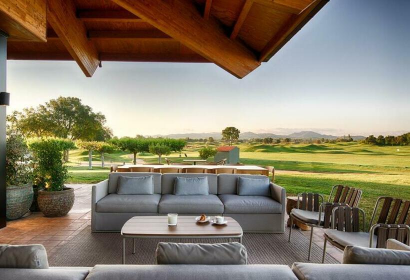 فندق Empordà Golf Resort