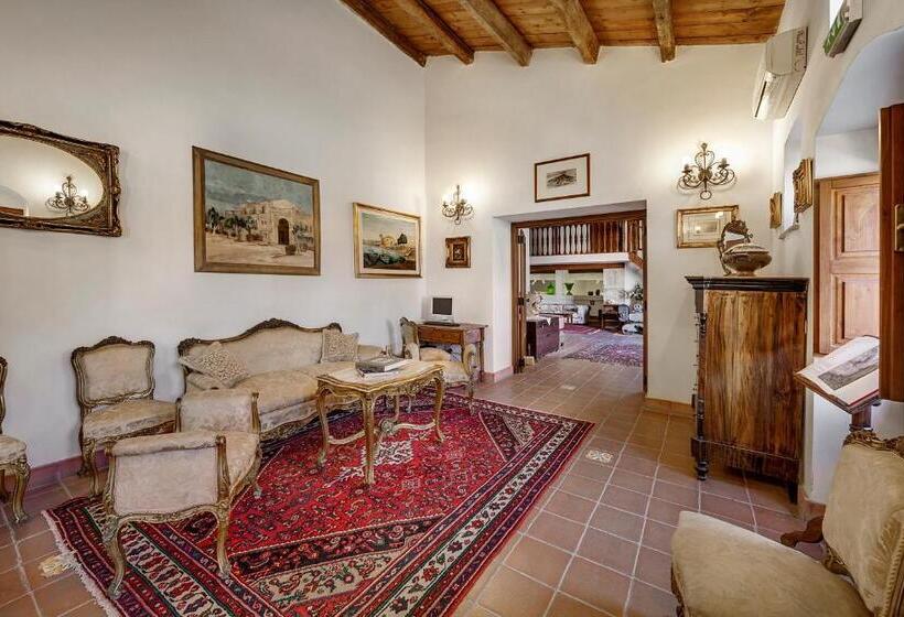 هتل Villa Giulia