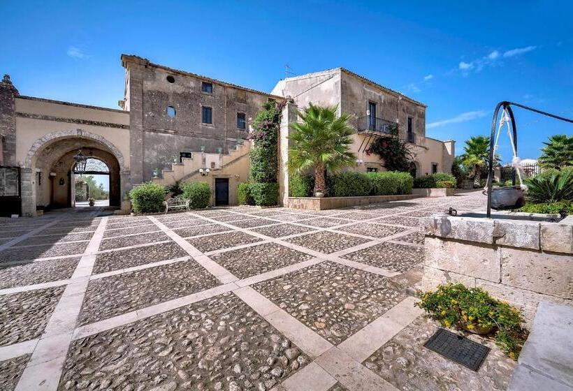 هتل Villa Giulia
