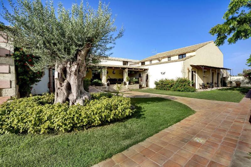 هتل Villa Giulia