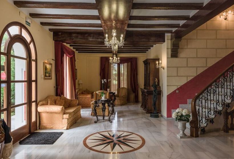 هتل Villa Retiro