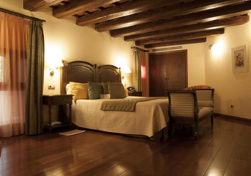 هتل Villa Retiro