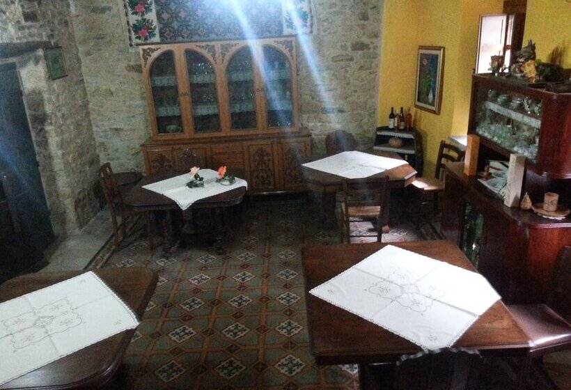 Sa Dom E Forru