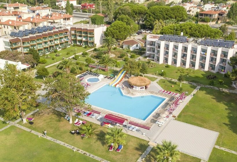 Ra Resort Otel
