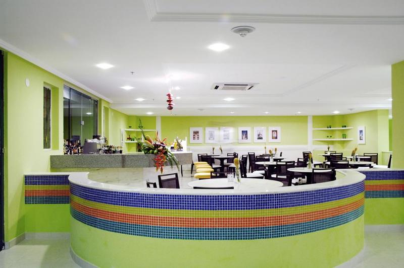 هتل Bahia Plaza