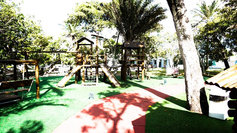 هتل Bahia Plaza
