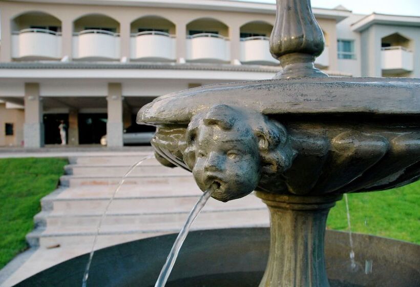 هتل Bahia Plaza