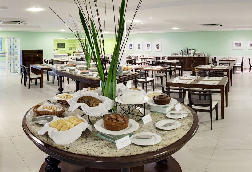هتل Bahia Plaza