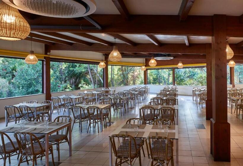 酒店 Calaserena Resort