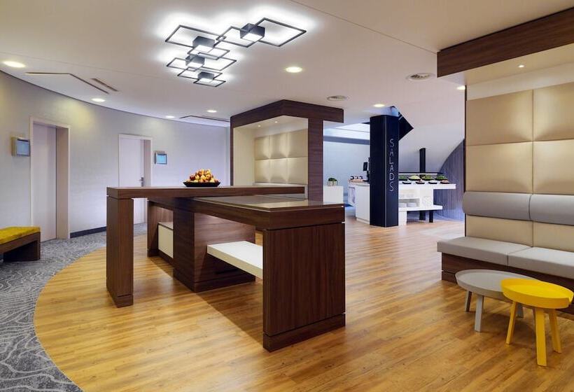 בית מלון כפרי Cologne Marriott