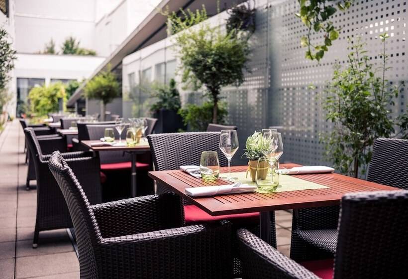 ホテル Courtyard By Marriott Munich City Center