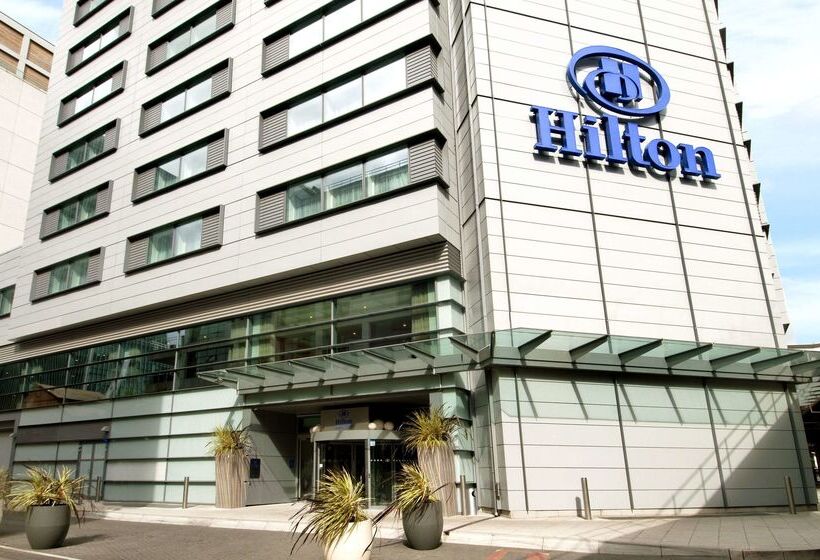 هتل Hilton London Canary Wharf