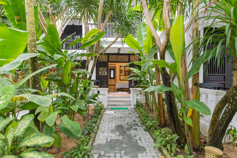 هتل Hoi An Ancient House Resort & Spa