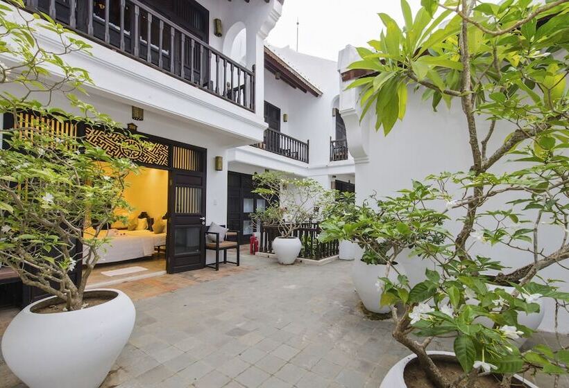 هتل Hoi An Ancient House Resort & Spa