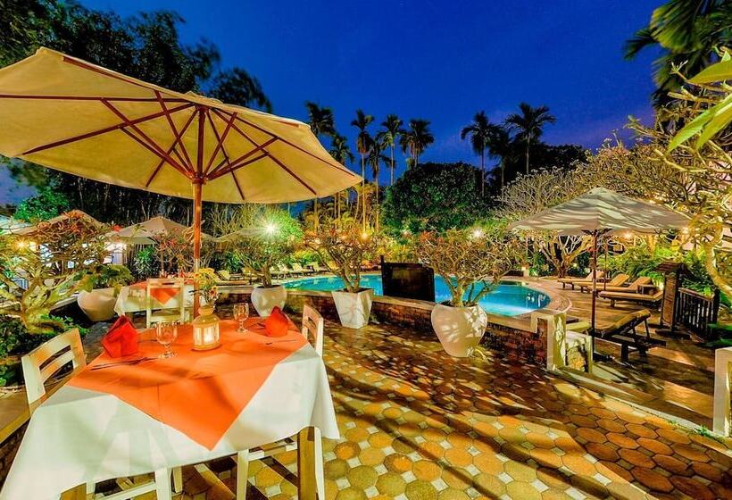 هتل Hoi An Ancient House Resort & Spa