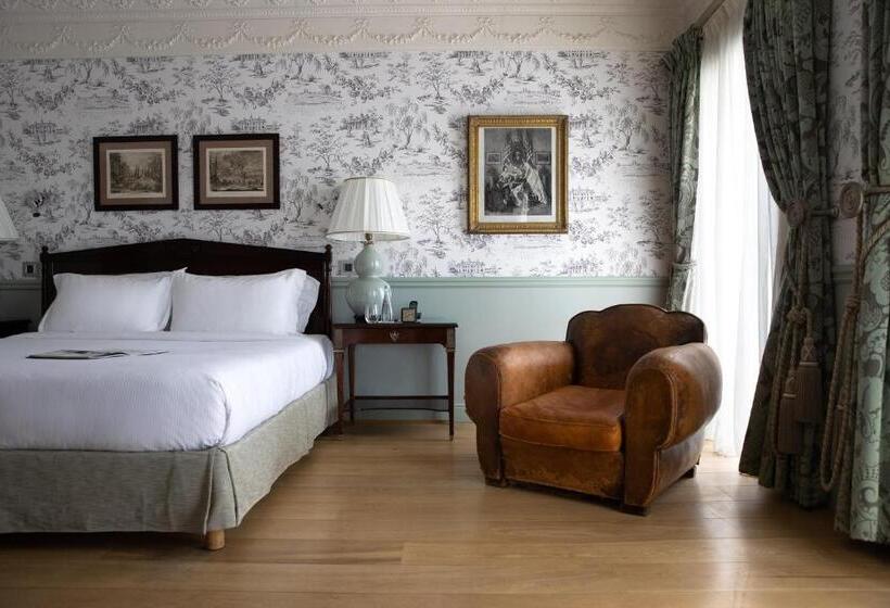 هتل Hôtel De Toiras