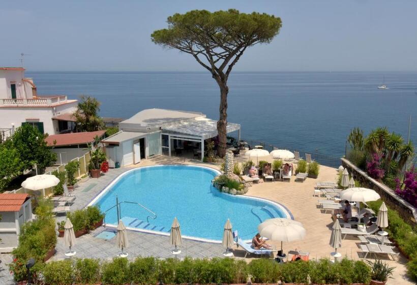 فندق L'approdo