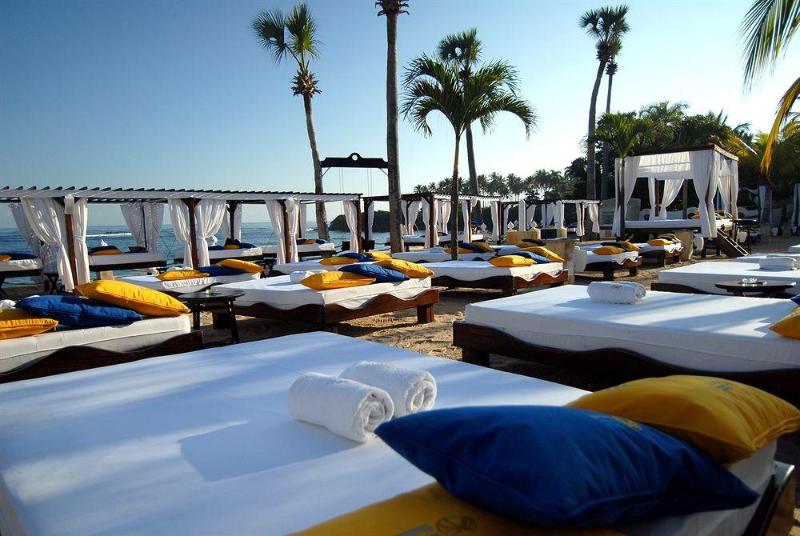 هتل Lifestyle Crown Residence Suites