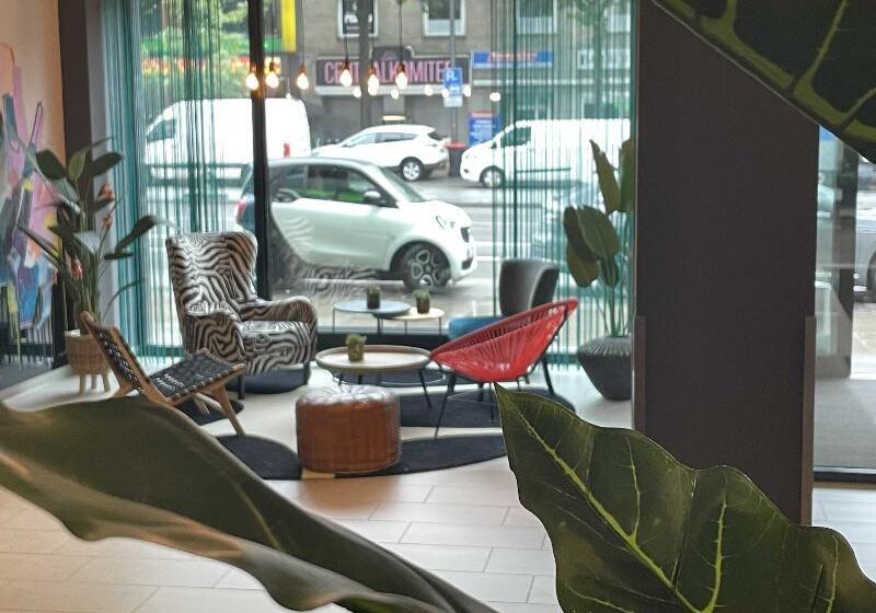 هتل Holiday Inn   The Niu, Fusion Hamburg St. Georg, An Ihg