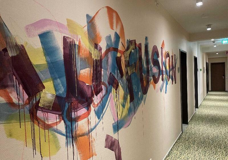هتل Holiday Inn   The Niu, Fusion Hamburg St. Georg, An Ihg