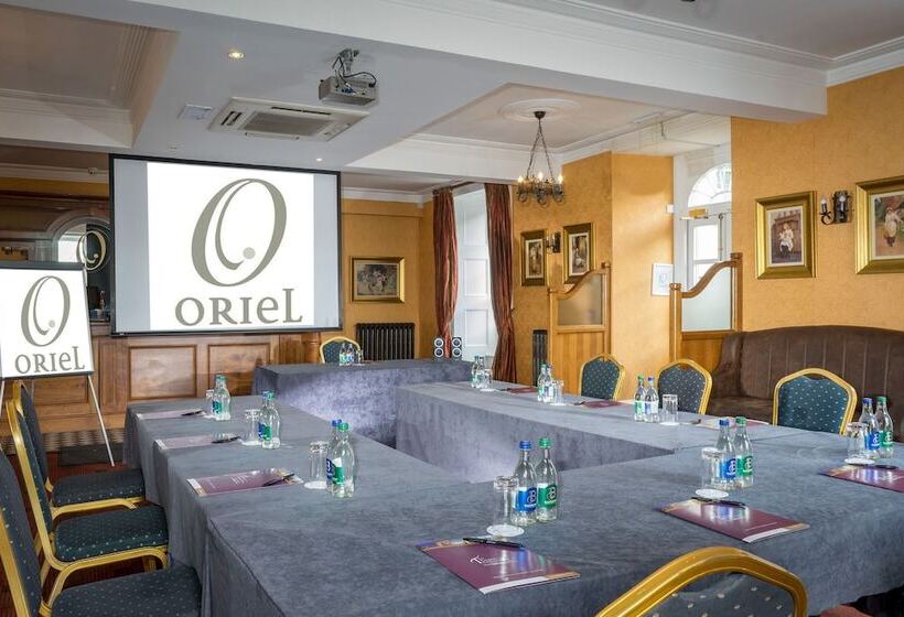 فندق Oriel House